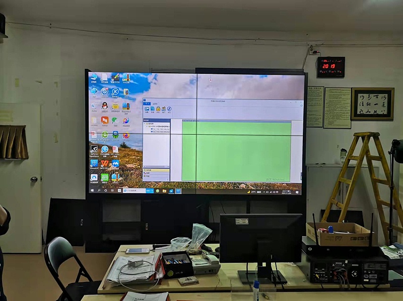 中億睿65寸拼接屏會議室項目安裝效果圖
